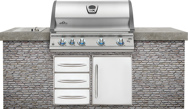 Napoleon Grills Enhance the Look of Your Outdoor Kitchen